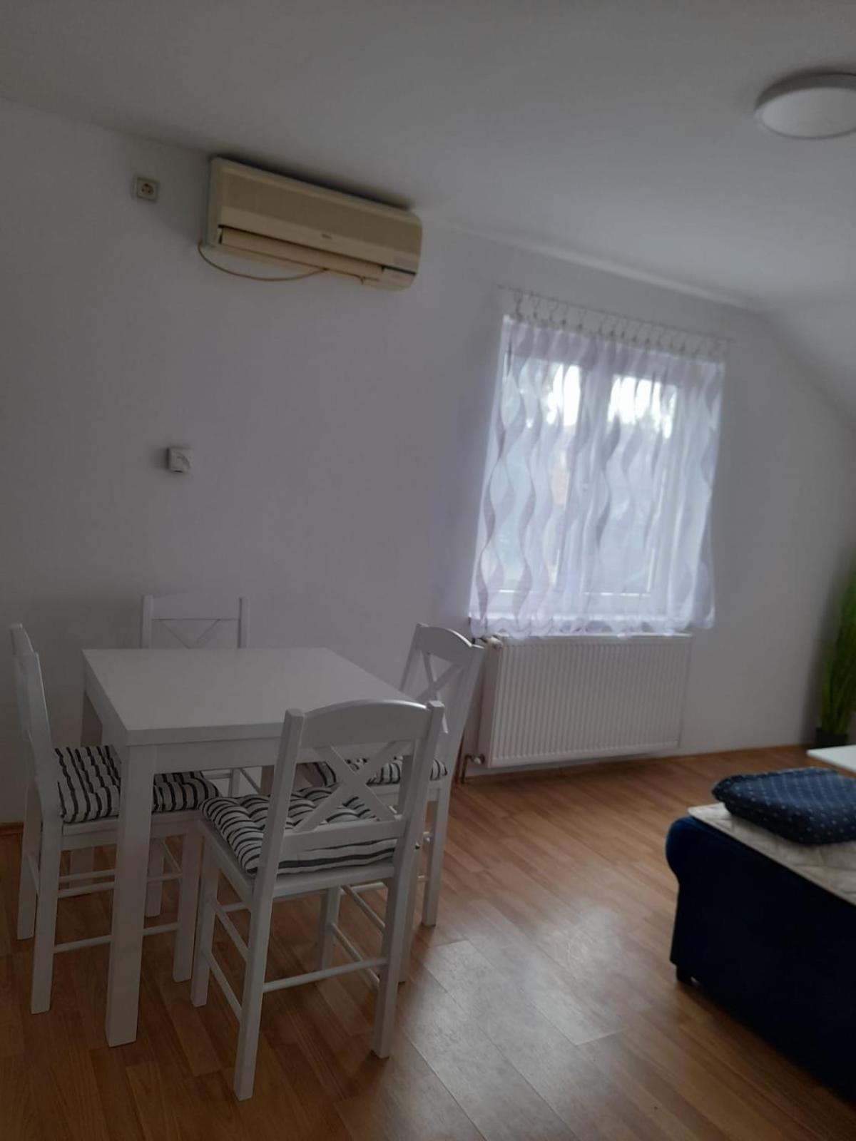 Apartman Giovanni Arandjelovac Exterior foto